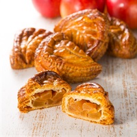 アップルパイ（ショーソンポンム）　２個　≪冷凍≫