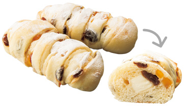 ドライフルーツとクリームチーズのパン