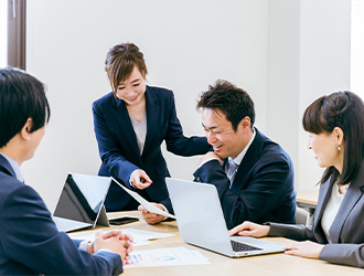 社員への福利厚生・社員還元などのビジネスシーン